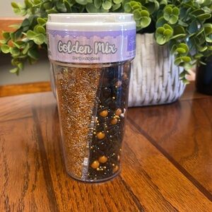 New Sprinkles Twister 140g Golden Mix Twister
ECT-91487 Sealed Baking Bake Cake